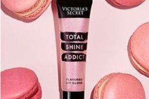 Вы уже пробовали вкусные блески для губ Victoria's Secret?